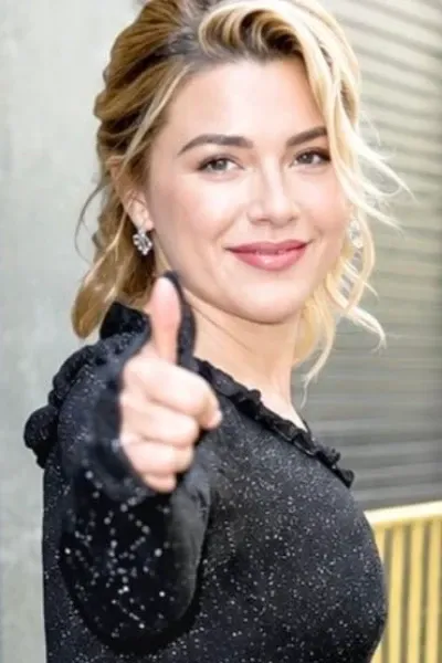 Florence Pugh photo