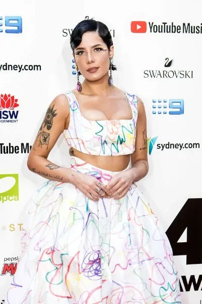 Halsey photo