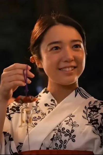 Mone Kamishiraishi photo