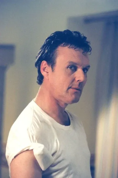 Anthony Stewart Head photo