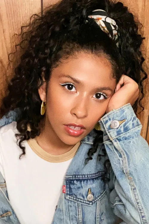 Madison Reyes photo