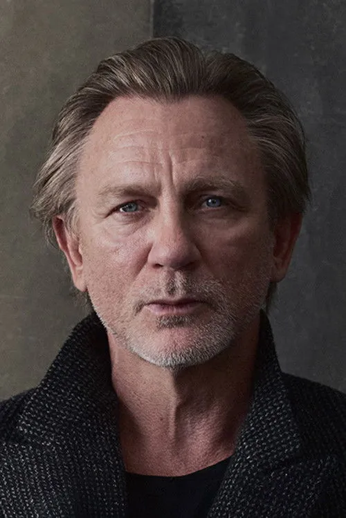 Daniel Craig photo