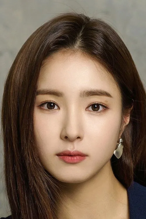 Shin Sae-kyeong photo