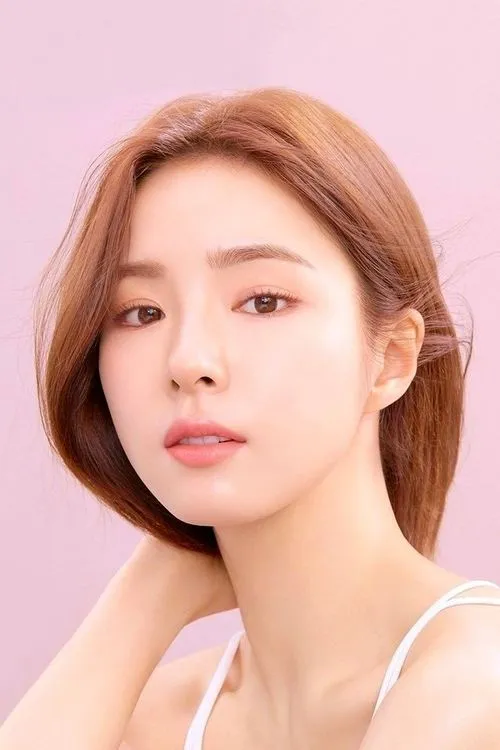 Shin Sae-kyeong photo