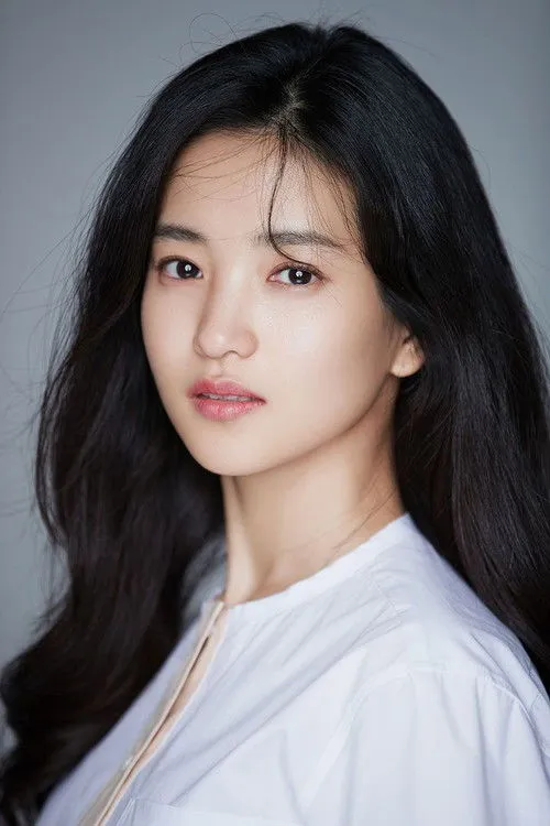 Kim Tae-ri photo