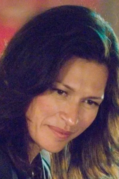 Erin Daniels photo