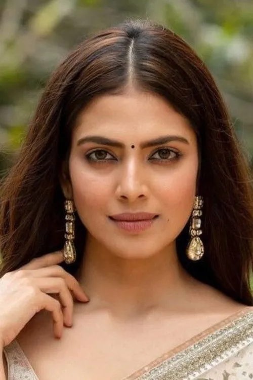 Malavika Mohanan photo