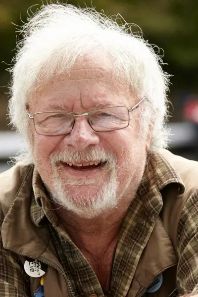 Bill Oddie photo
