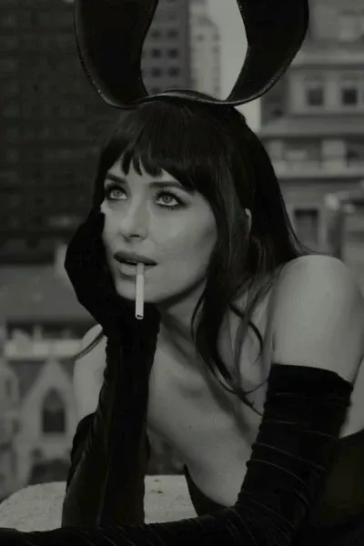 Dakota Johnson photo