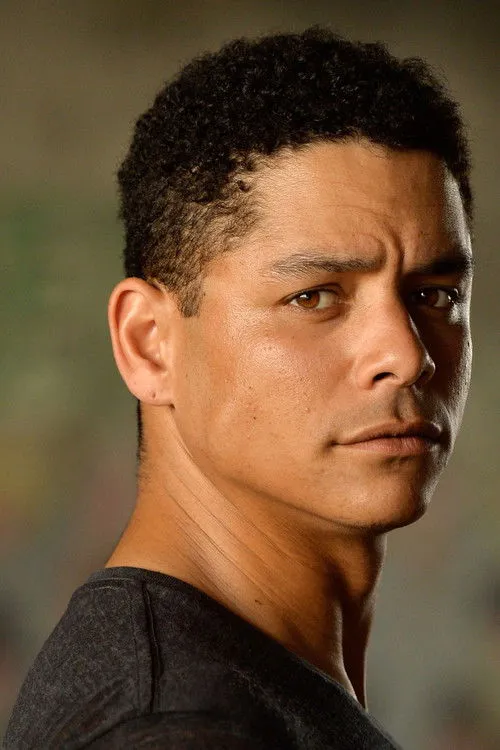 Charlie Barnett photo