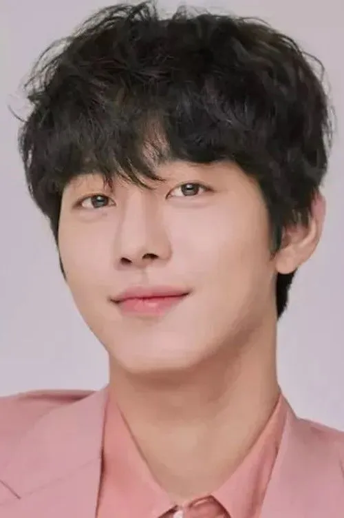 Ahn Hyo-seop photo
