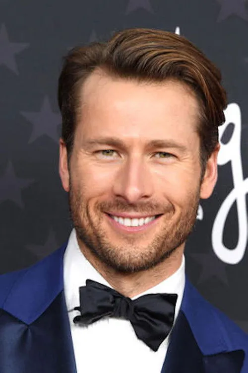 Glen Powell photo