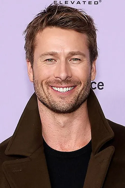 Glen Powell photo
