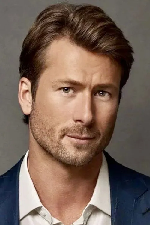 Glen Powell photo