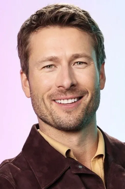 Glen Powell photo