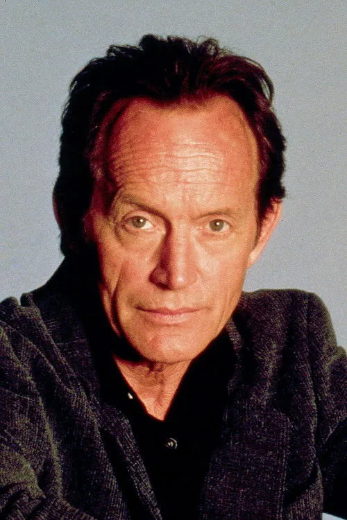 Lance Henriksen photo