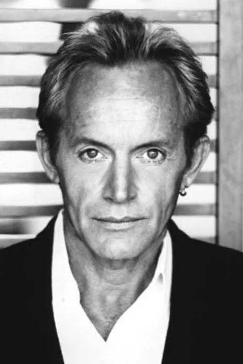 Lance Henriksen photo