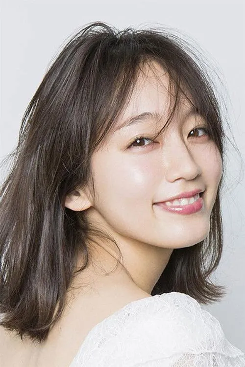 Riho Yoshioka photo
