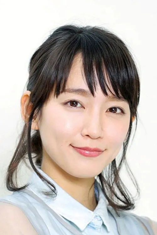 Riho Yoshioka photo