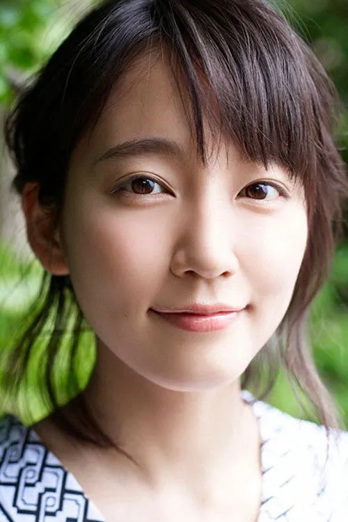 Riho Yoshioka photo