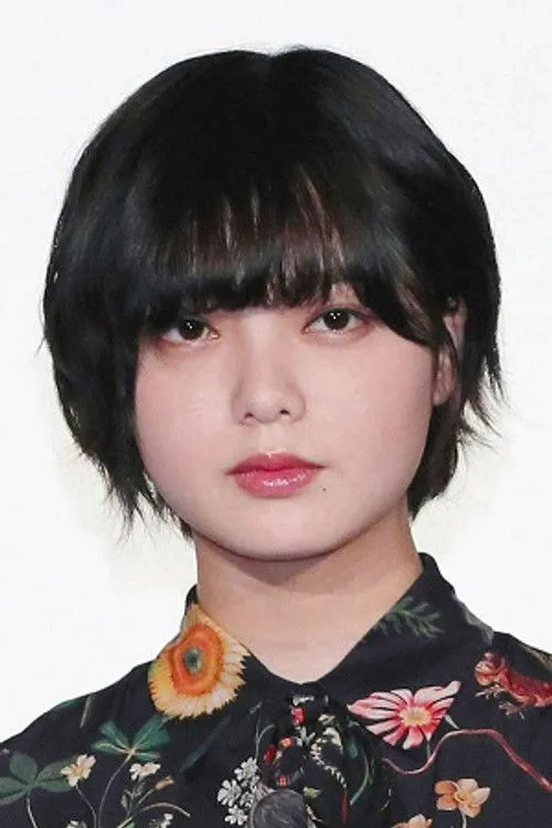 Yurina Hirate photo