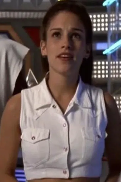 Amy Jo Johnson photo