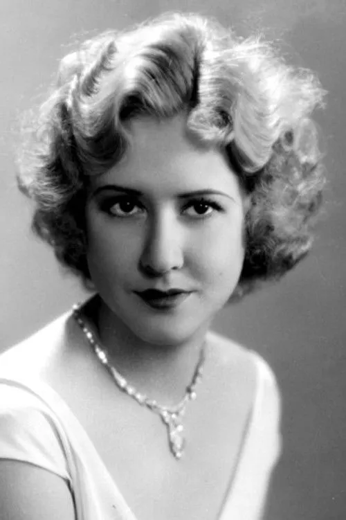 Mae Clarke photo