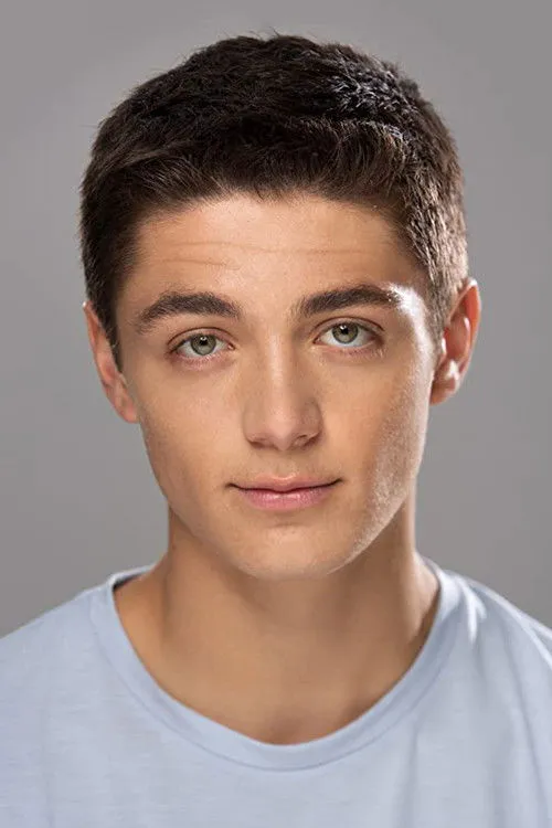 Asher Angel photo