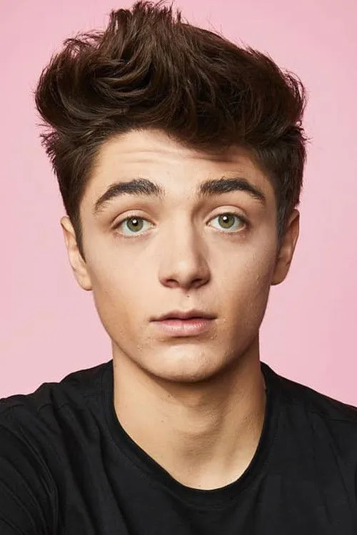 Asher Angel photo