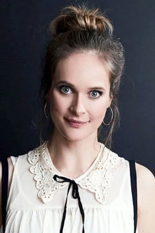 Rachel Blanchard photo