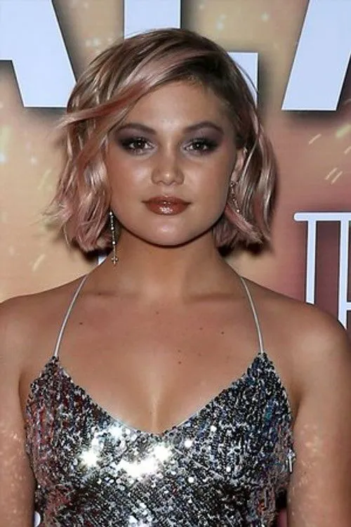 Olivia Holt photo