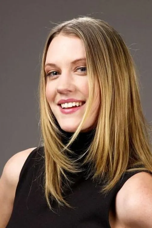 Lauren Lee Smith photo