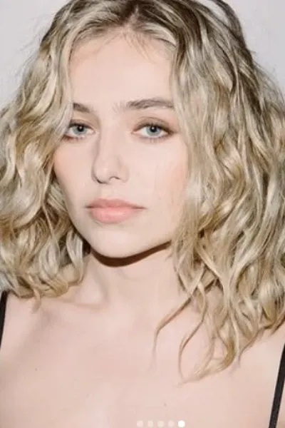 Annabel Wolfe photo
