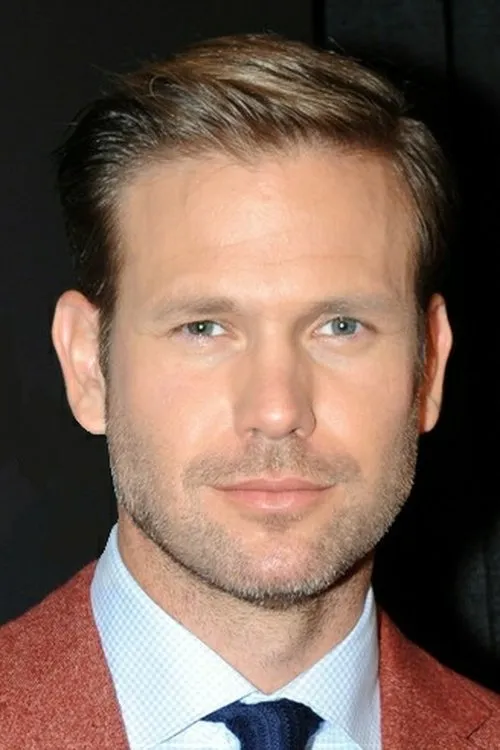 Matthew Davis photo