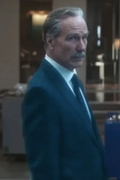 William Hurt photo
