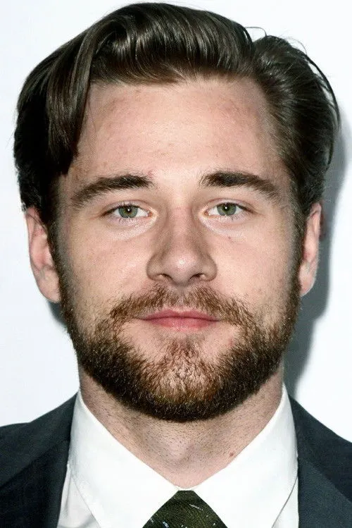 Luke Benward photo