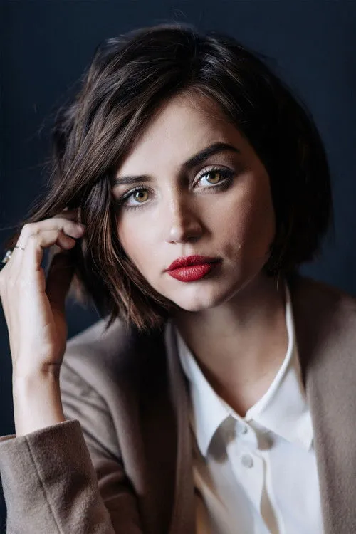 Ana de Armas photo