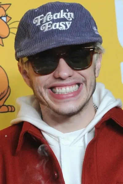 Pete Davidson photo