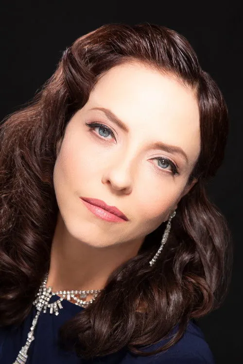 Juliet Landau photo