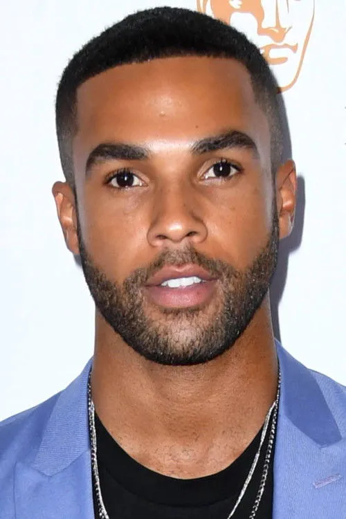 Lucien Laviscount photo