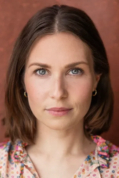 Olivia Tennet photo