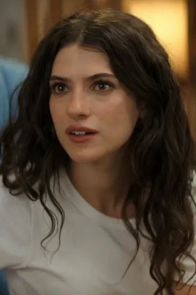 Ella Rubin photo