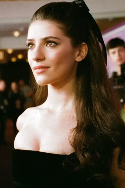 Ella Rubin photo