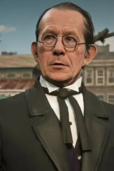 Gary Oldman