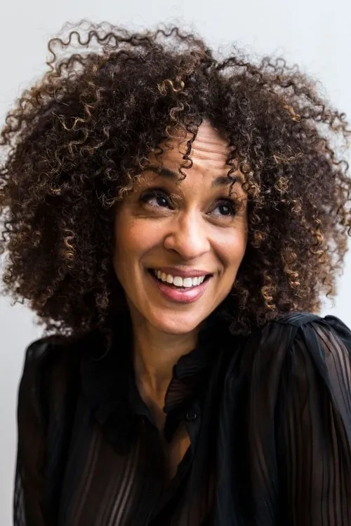 Karyn Parsons photo