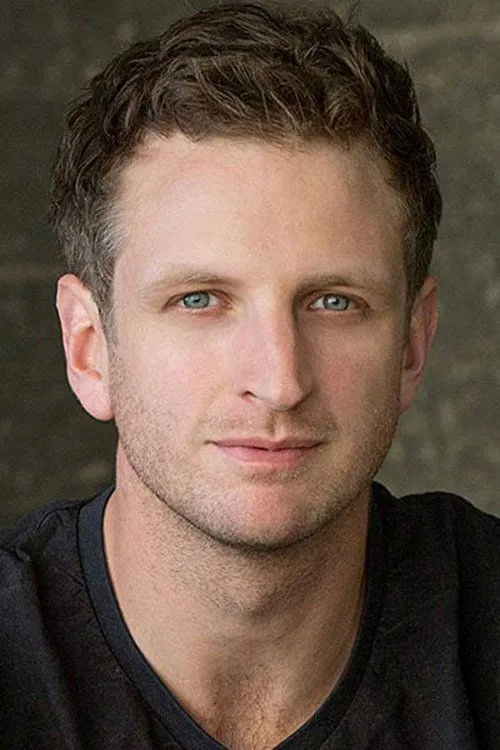 Aaron Glenane photo
