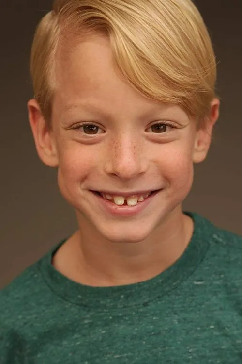 Evan Agos photo