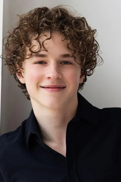 Dylan Hoffman photo