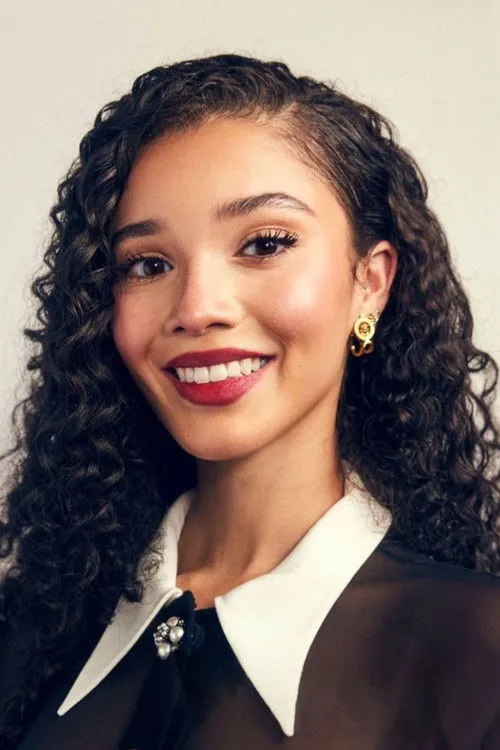 Malia Baker photo