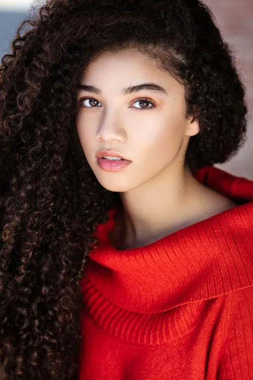 Malia Baker photo